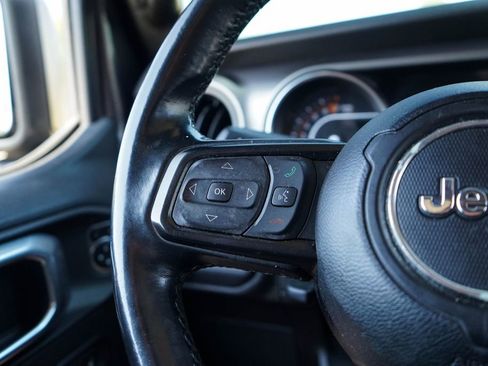 Used 2018 Jeep Wrangler Unlimited Sport S AWD/4WD image 30