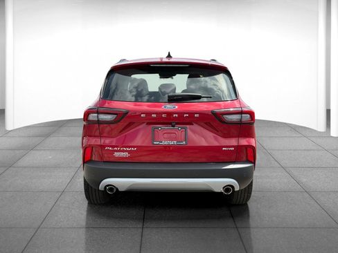 Used 2023 Ford Escape Platinum image 6