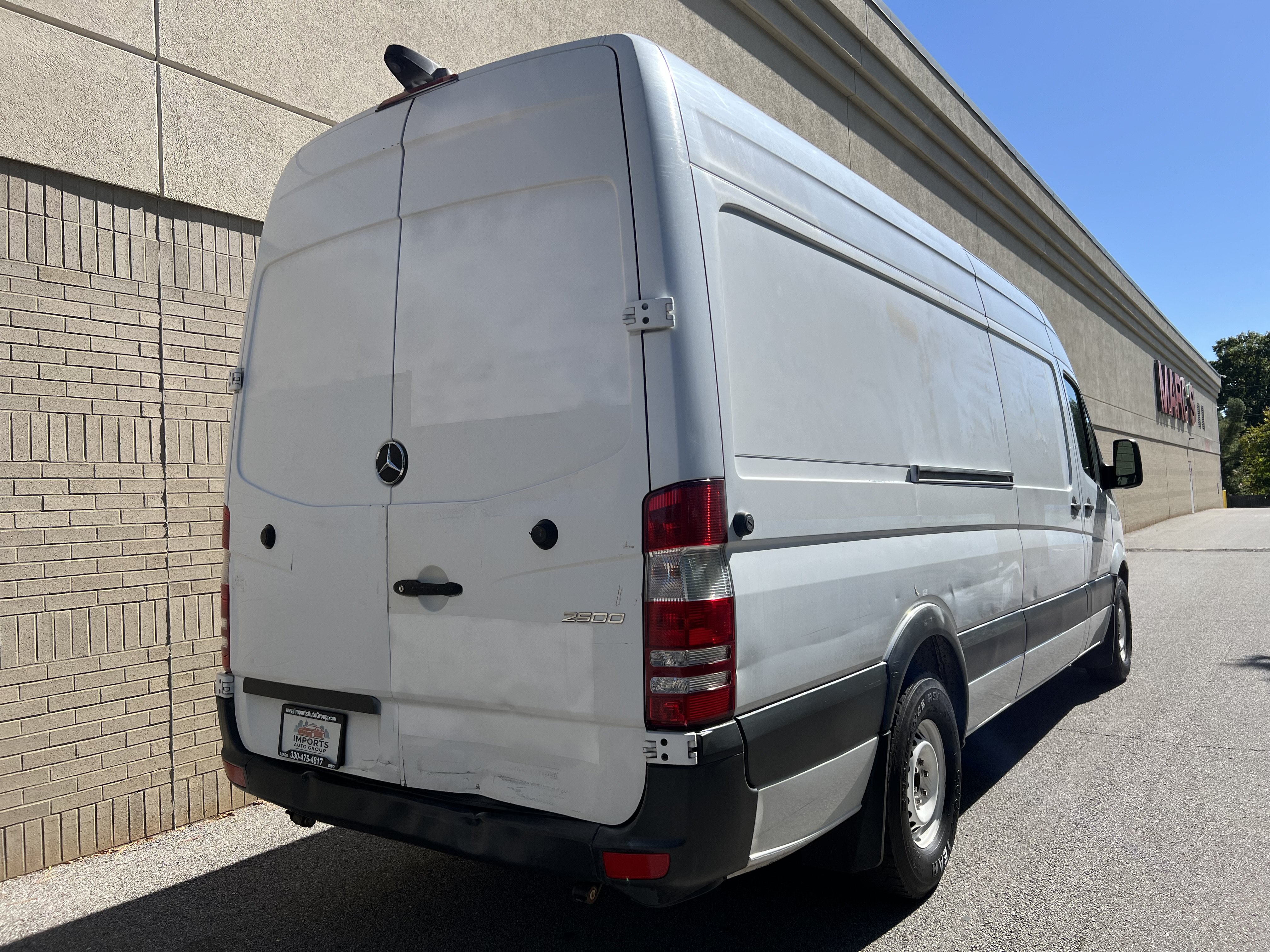 Used 2016 Mercedes-Benz Sprinter 2500 image 7