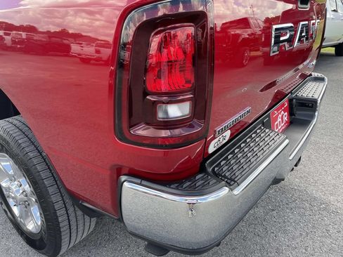 Used 2026 RAM 2500 Big Horn AWD/4WD image 16