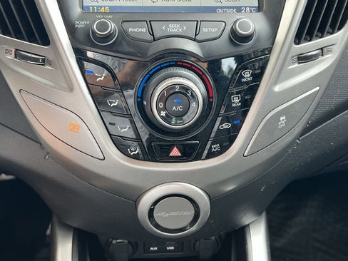 Used 2016 Hyundai Veloster w/ Option Group 02 image 17