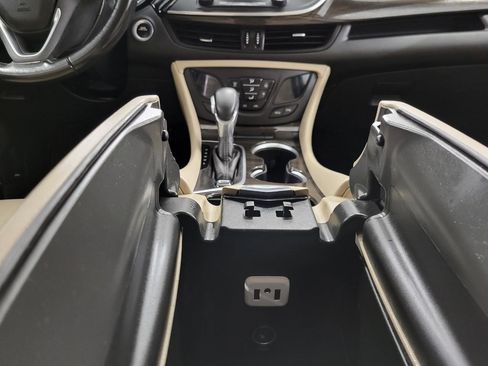 Used 2020 Buick Envision Preferred image 17