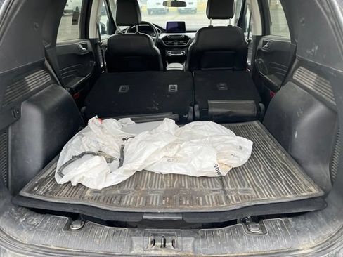 Used 2022 Ford Escape SEL w/ Equipment Group 302A AWD/4WD image 5