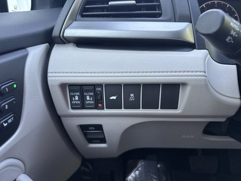 Used 2025 Honda Odyssey EX-L image 28