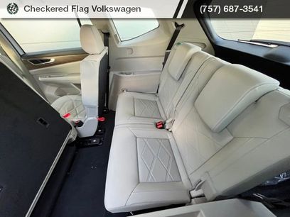 New 2026 Volkswagen Atlas SE