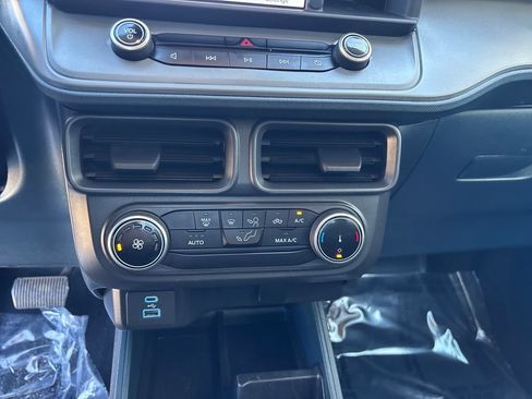 Used 2024 Ford Maverick XL FWD image 19