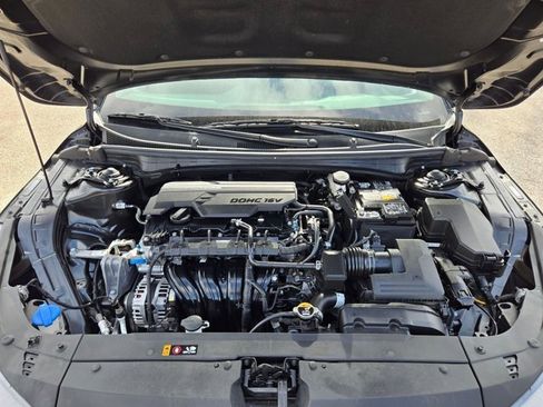 Used 2025 Kia K4 LXS image 30