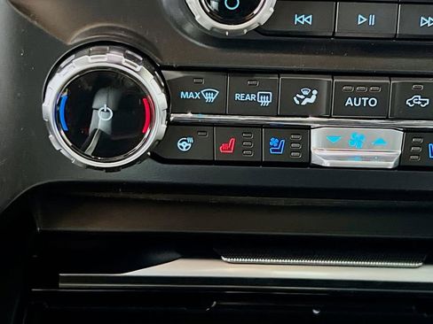 New 2026 Ford F350 Platinum image 24