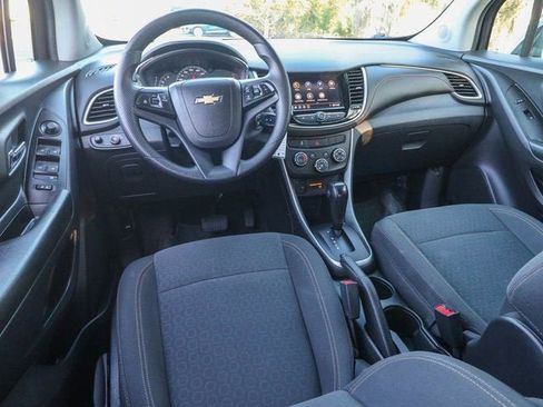 Used 2021 Chevrolet Trax LS w/ Tint and Cruise Package FWD image 16