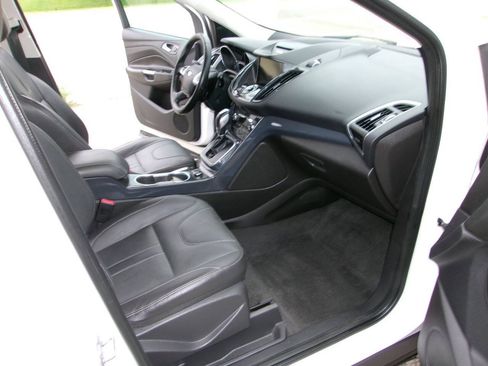 Used 2013 Ford Escape Titanium AWD/4WD image 10