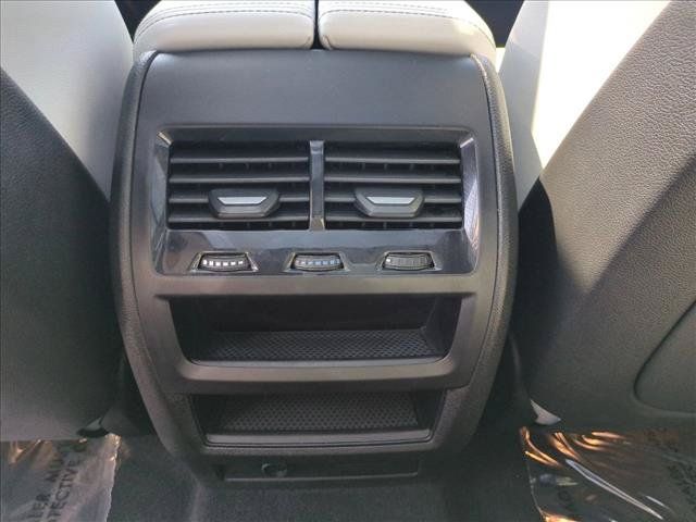 Used 2024 BMW X5 sDrive40i w/ Parking Assistance Package RWD image 18