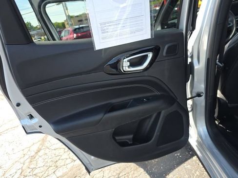 Used 2024 Jeep Compass Limited w/ Driver Assist Group I AWD/4WD image 31