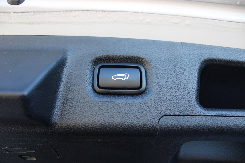 Used 2020 Hyundai Santa Fe SEL FWD image 12