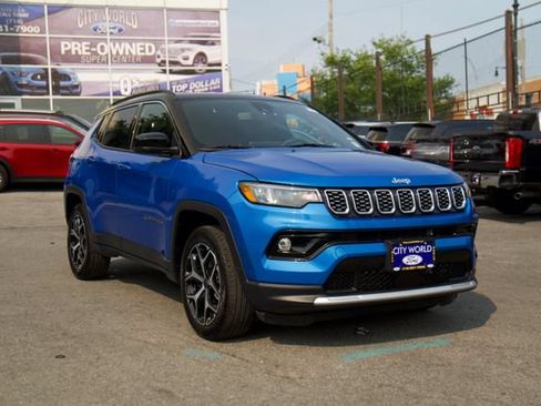 Used 2025 Jeep Compass Limited AWD/4WD image 1