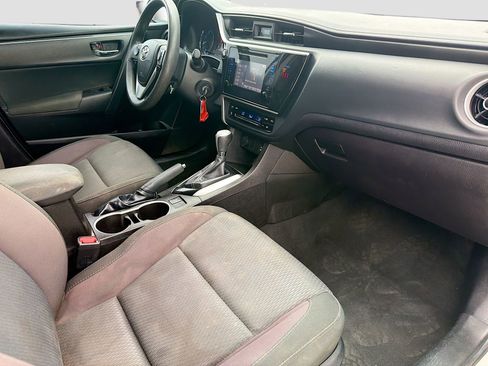 Used 2019 Toyota Corolla LE w/ Carpet Mat Package (TMS) image 28