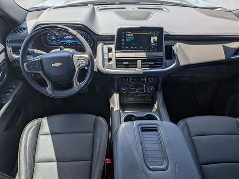 Used 2024 Chevrolet Tahoe High Country w/ Advanced Technology Package AWD/4WD image 25