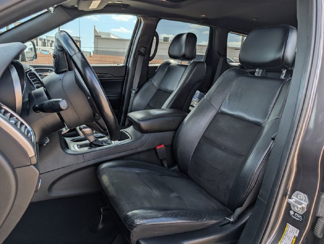 Used 2021 Jeep Grand Cherokee Laredo X RWD image 24