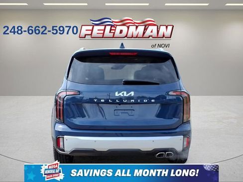 Used 2024 Kia Telluride EX w/ EX Captain's Chair Package FWD image 4