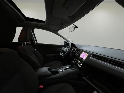 Used 2018 Honda HR-V EX image 23