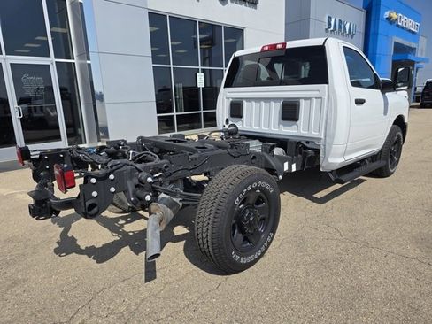 Used 2025 RAM 3500 Tradesman image 4