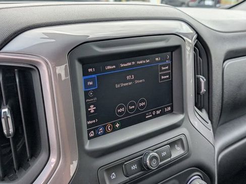 Used 2022 Chevrolet Silverado 1500 Custom image 22