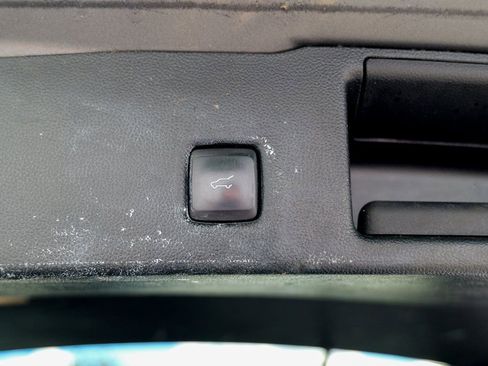 Used 2022 Ford Escape SEL w/ Technology Package image 57