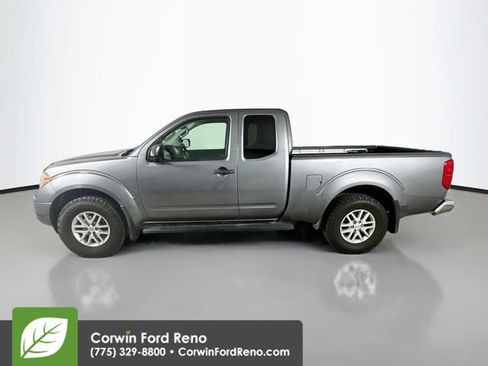 Used 2016 Nissan Frontier SV w/ SV Value Truck Package AWD/4WD image 4