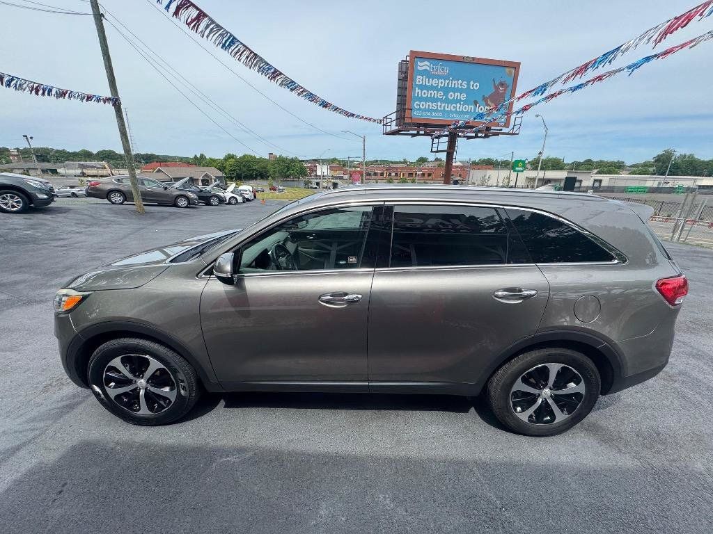 Used 2016 Kia Sorento EX FWD image 5
