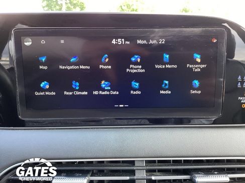 Used 2022 Hyundai Palisade SEL w/ 8P Bench Seat Package AWD/4WD image 3