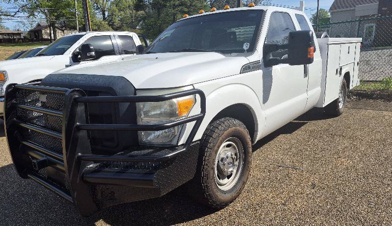 Used 2015 Ford F350 XL w/ Power Equipment Group RWD image 7