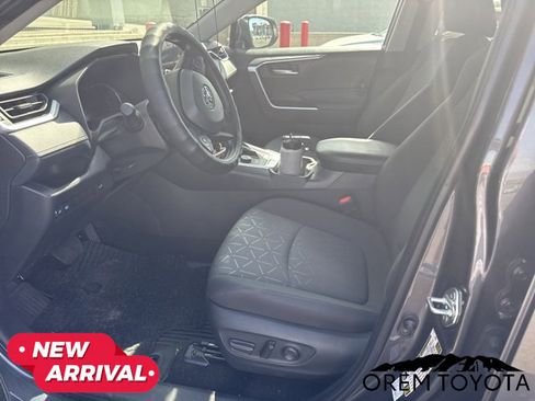 Used 2024 Toyota RAV4 XLE w/ Convenience Package image 21