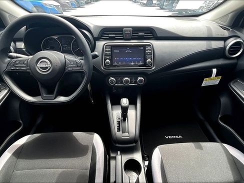 New 2025 Nissan Versa S w/ Trunk Package FWD image 2