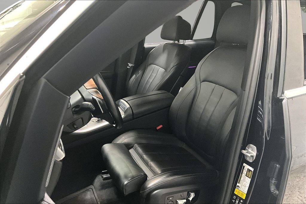 Used 2021 BMW X5 xDrive40i AWD/4WD image 21