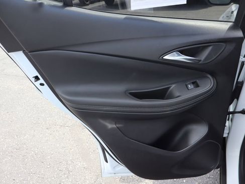 Used 2023 Buick Encore GX Select w/ Safety Package II image 29