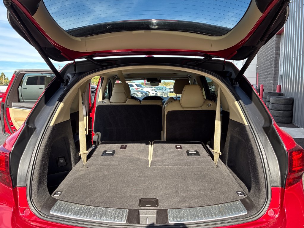Used 2020 Acura MDX w/ Technology Package AWD/4WD image 18