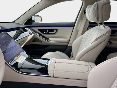 New 2026 Mercedes-Benz S 500 S 500 4MATIC Sedan image 22