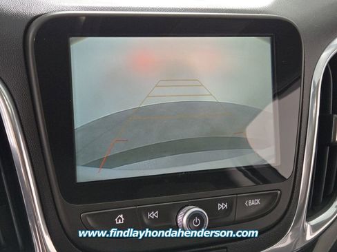 Used 2018 Chevrolet Equinox Premier image 27