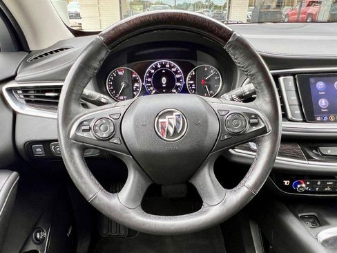 Used 2021 Buick Enclave Avenir w/ Avenir Technology Package image 17