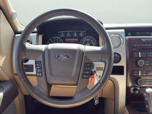 Used 2012 Ford F150 Lariat w/ Lariat Chrome Pkg RWD image 12