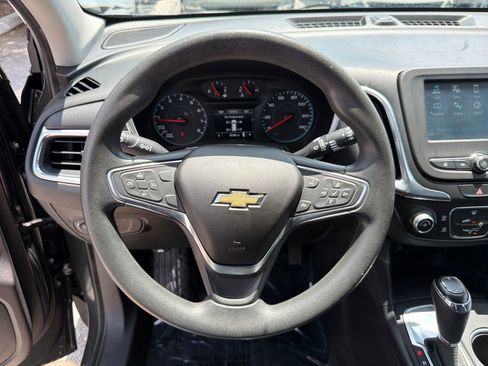 Used 2018 Chevrolet Equinox LT FWD image 13