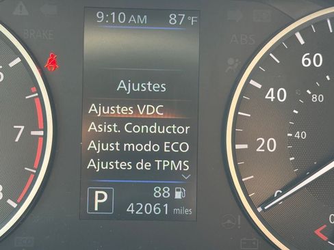 Used 2024 Nissan Sentra S FWD image 12