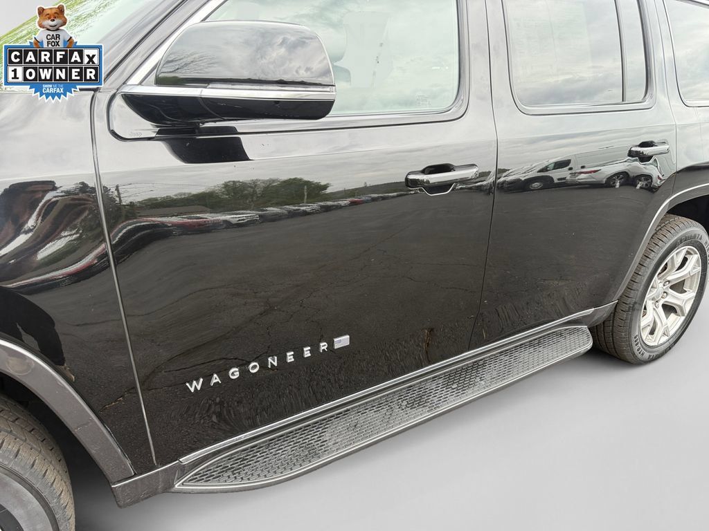 Certified 2022 Jeep Wagoneer Series II AWD/4WD image 31