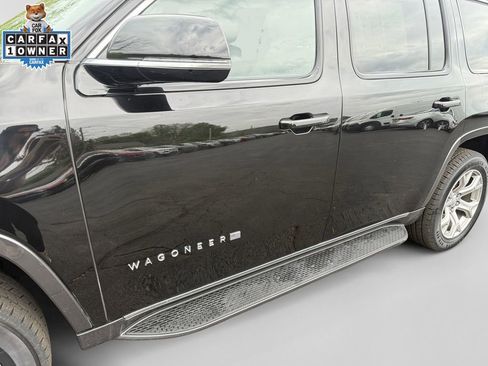 Certified 2022 Jeep Wagoneer Series II AWD/4WD image 31