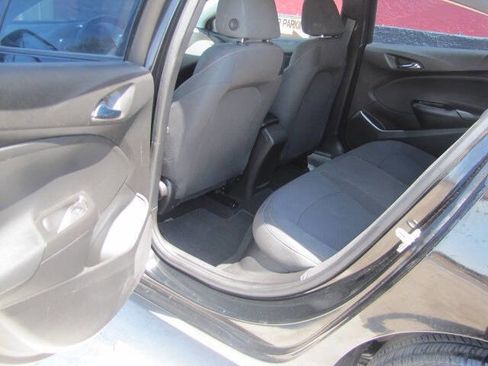 Used 2017 Chevrolet Cruze LS image 13