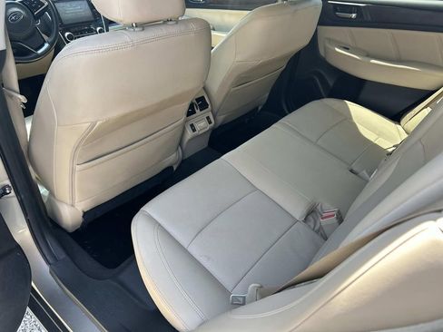 Used 2018 Subaru Outback 2.5i Limited AWD/4WD image 22