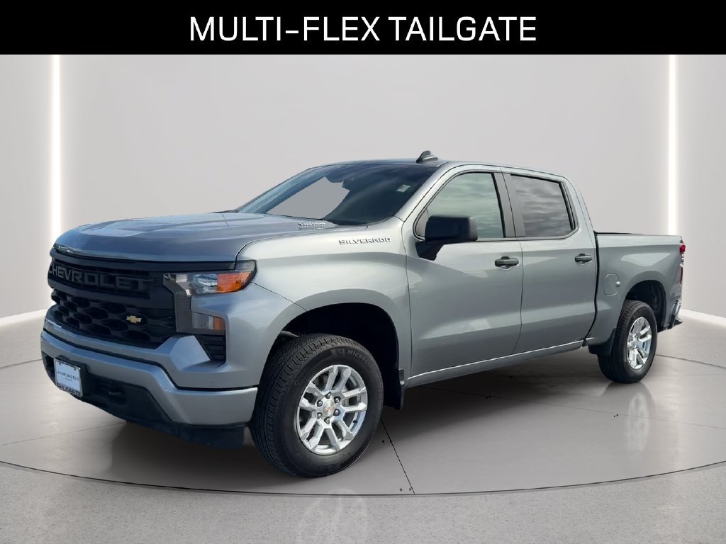 Used 2026 Chevrolet Silverado 1500 Custom RWD image 1