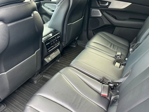 Certified 2025 Acura MDX FWD w/ Technology Package image 11