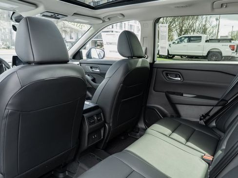 New 2026 Nissan Rogue SV image 24