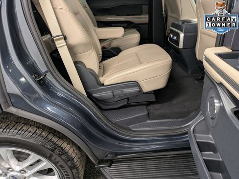 Used 2024 Ford Expedition XLT AWD/4WD image 26