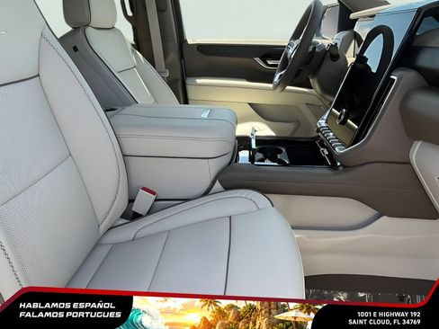 New 2026 GMC Yukon XL Denali w/ Sun & Power Step Package AWD/4WD image 22